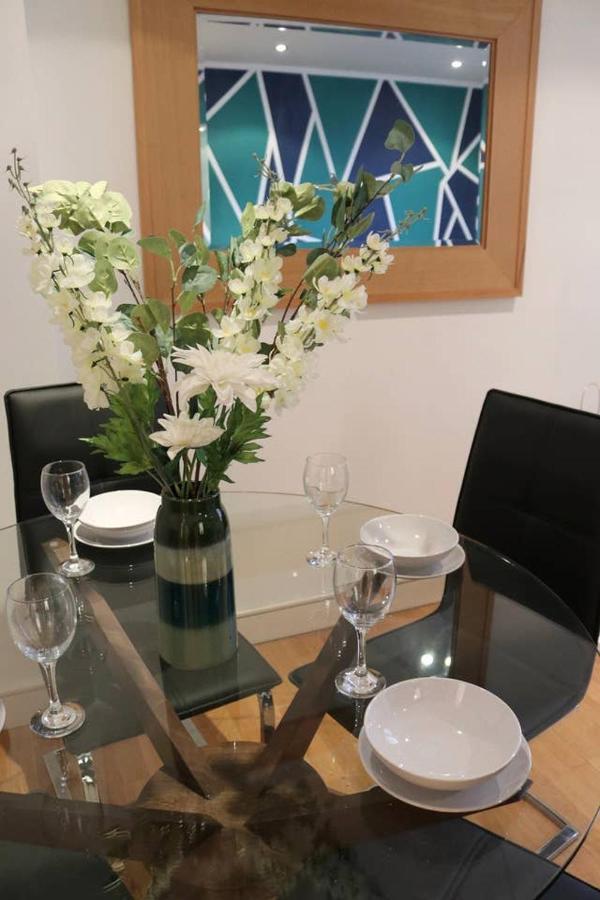 Heart Of Leeds City Centre Living - Sleeps 6 Lägenhet Exteriör bild